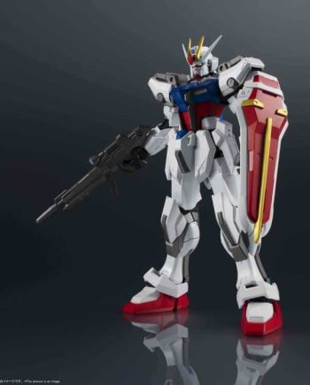 Gundam Universe GAT-X105 Strike Gundam Pose 1