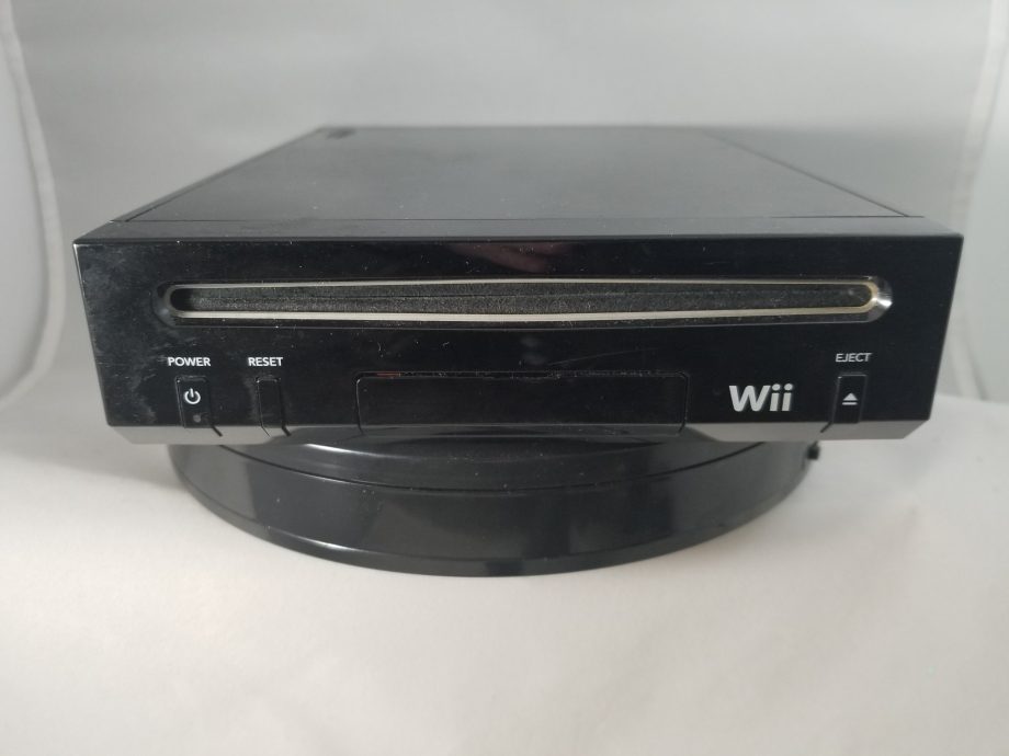 Nintendo Wii System Pose 1