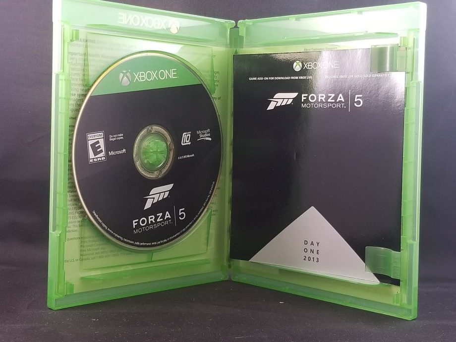 Forza Motorsport 5 Day One Edition Disc