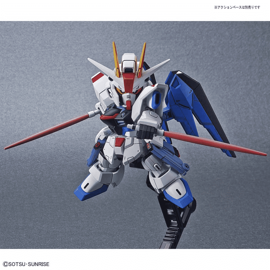 Gundam SDGCS Freedom Gundam Pose 3