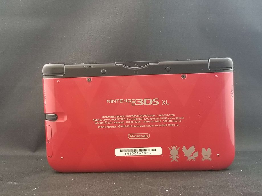 Nintendo 3DS XL Pokemon X & Y Red Limited Edition System Pose 4