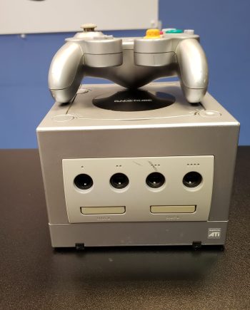 GameCube Front with Controller