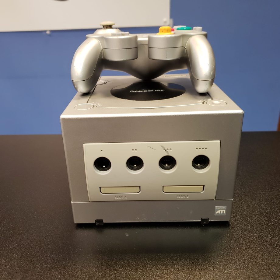GameCube Front with Controller
