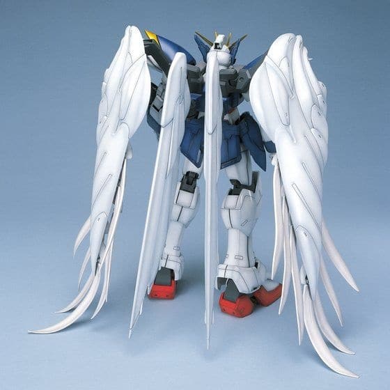 Gundam Wing 1/60 Perfect Grade Wing Gundam Zero Custom Pose 1