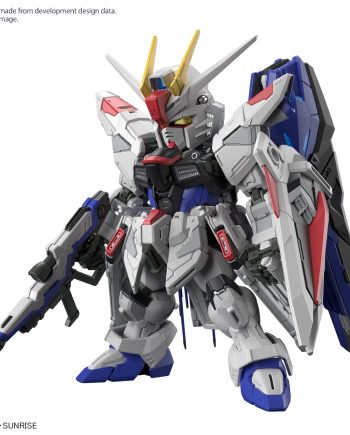 Gundam Master Grade SD Freedom Gundam Pose 1